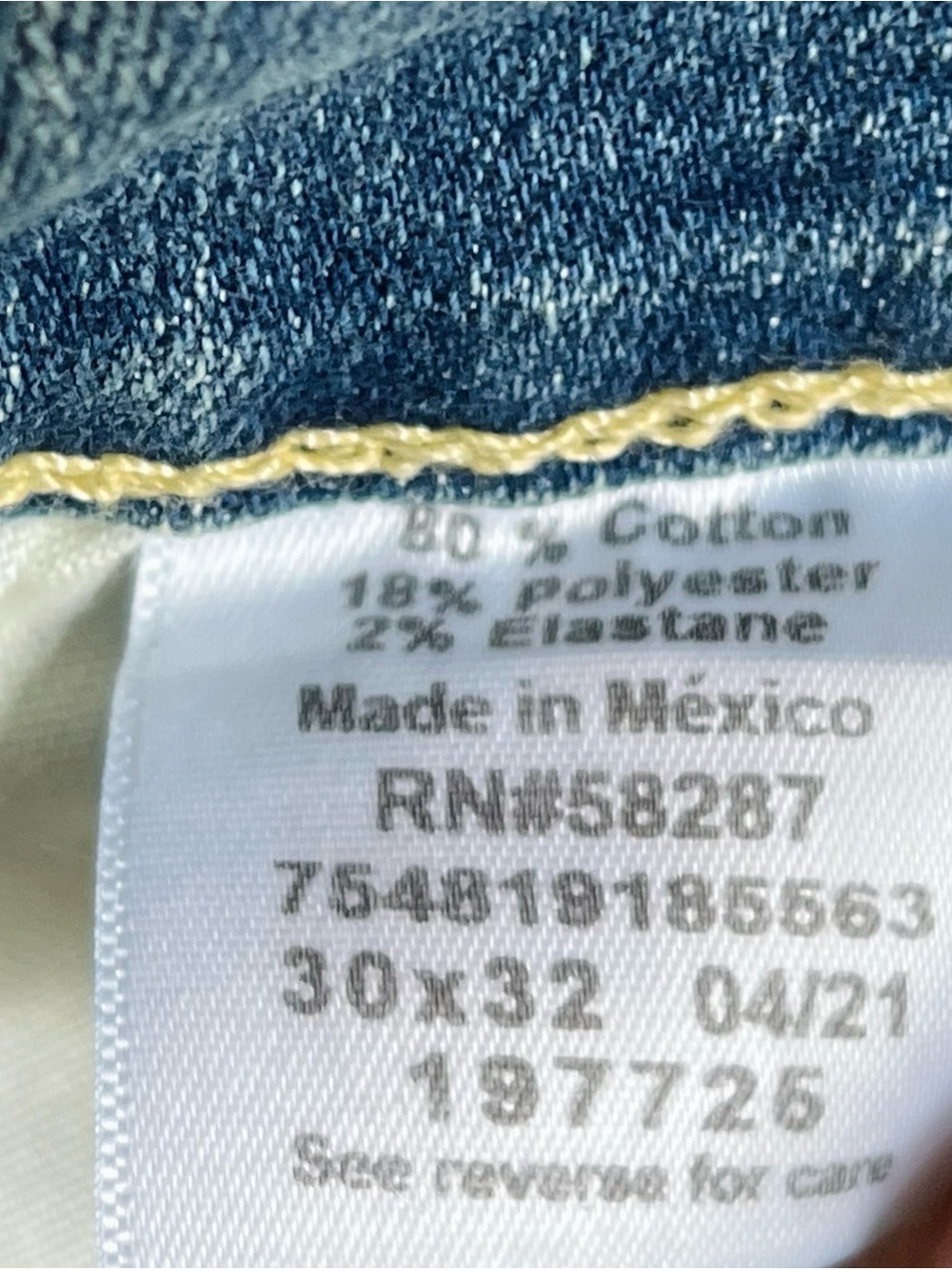 Sonoma “Everyday Jeans” Discontinued y2k Skinny Fit Light Wash Distressed; 30x32 - Picture 7 of 9